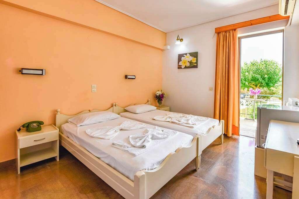 Hotel Ionis
