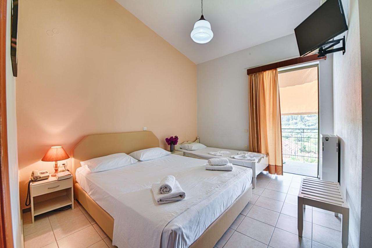 Hotel Ionis