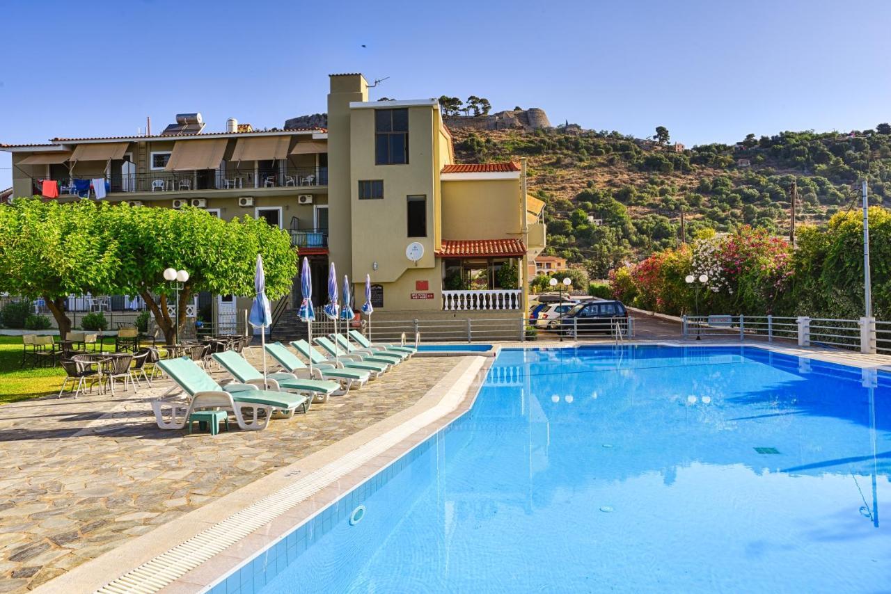 Hotel Ionis Troianata