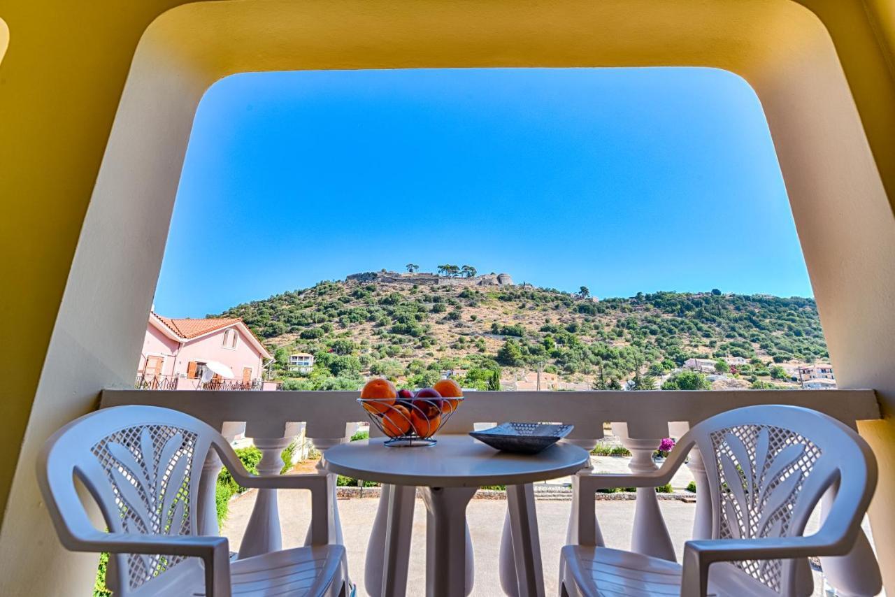 Ionis Hotel