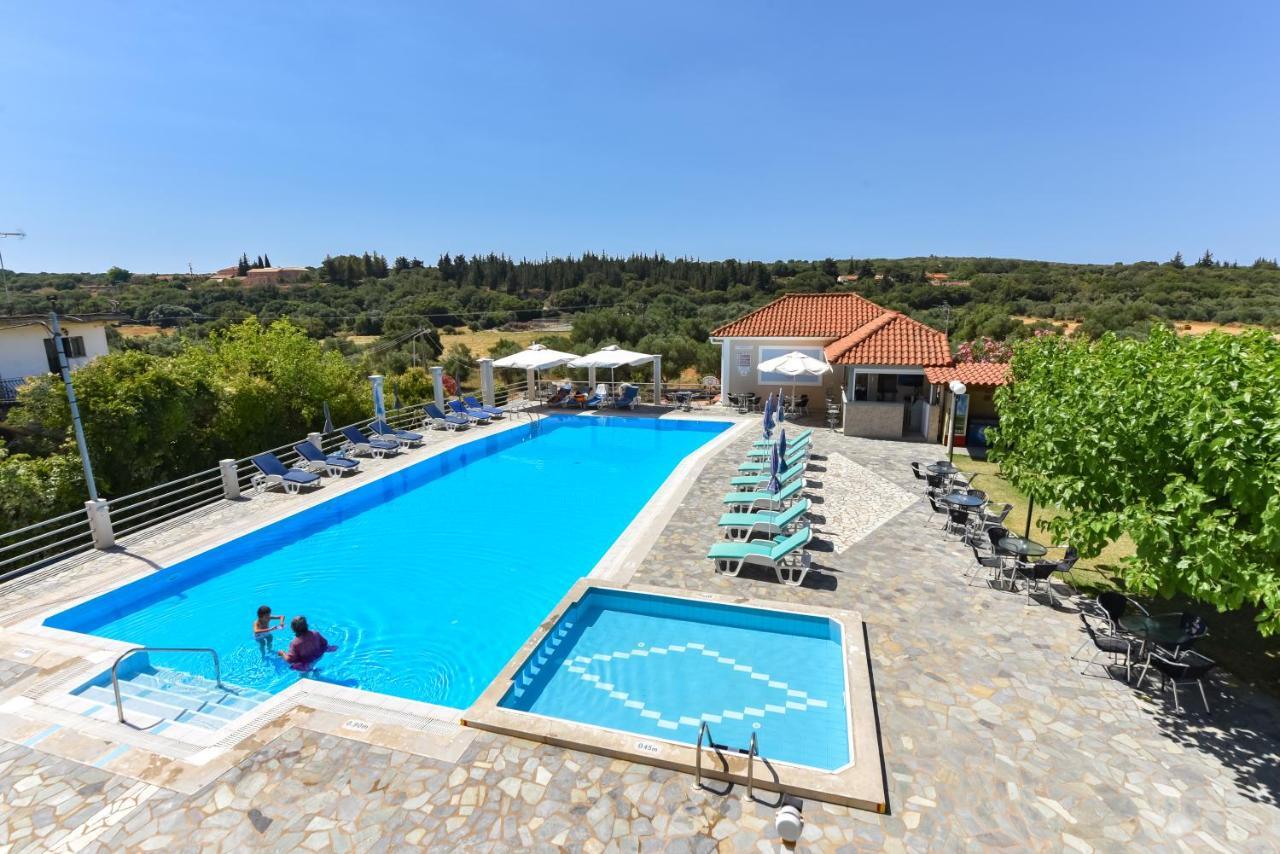 Ionis Otel Troianata