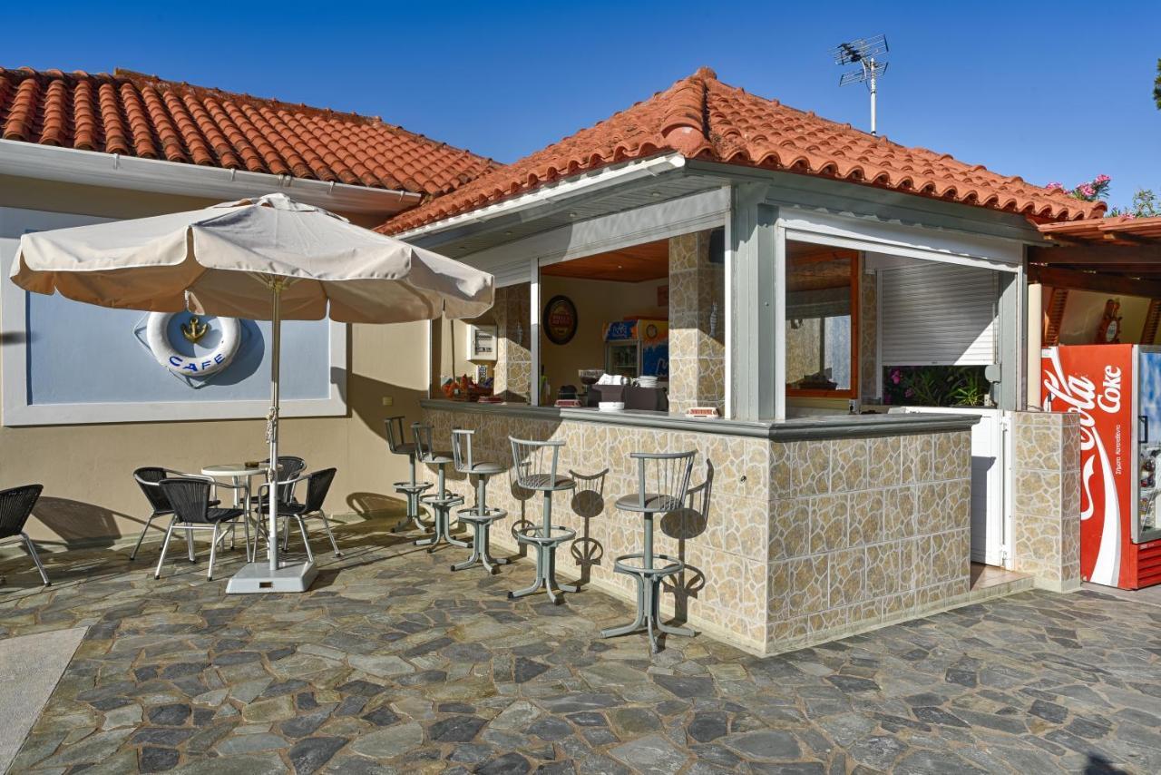 Ionis Otel
